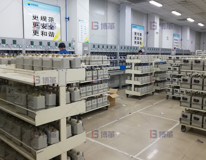 集中測試目視化及規劃，利用治具進行測試自動化設計